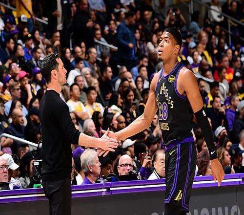 围棋,玲珑围棋队,征程波折,九游体育app下载,九游体育官网,九游体育官方网站,九游体育平台